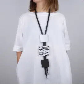Designer Long Pendant Necklace Try A Prompt