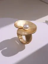 Gold Plated Fashionista Ring Try A Prompt