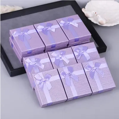 Neat Bow Gift Box Try A Prompt