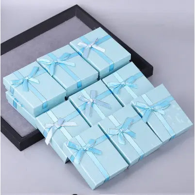 Neat Bow Gift Box Try A Prompt