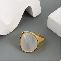 Resizable Elegant Opaque Gem Ring Try A Prompt